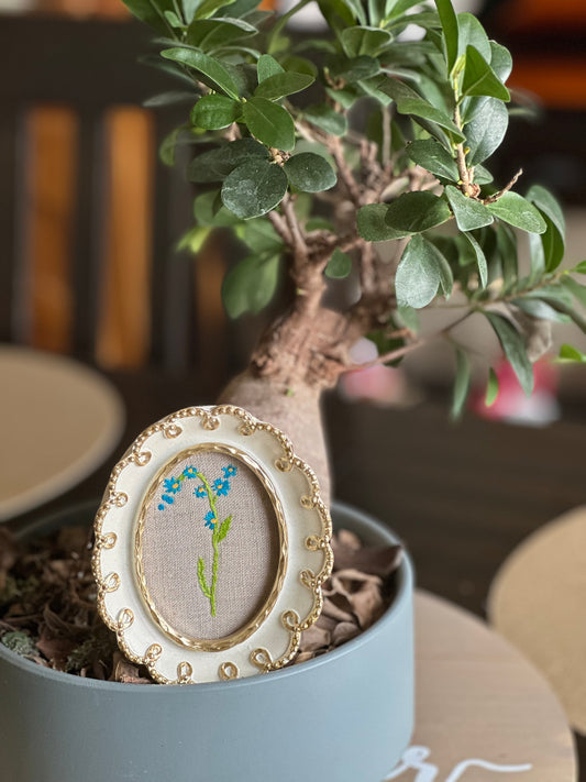 Mini Gold Frames